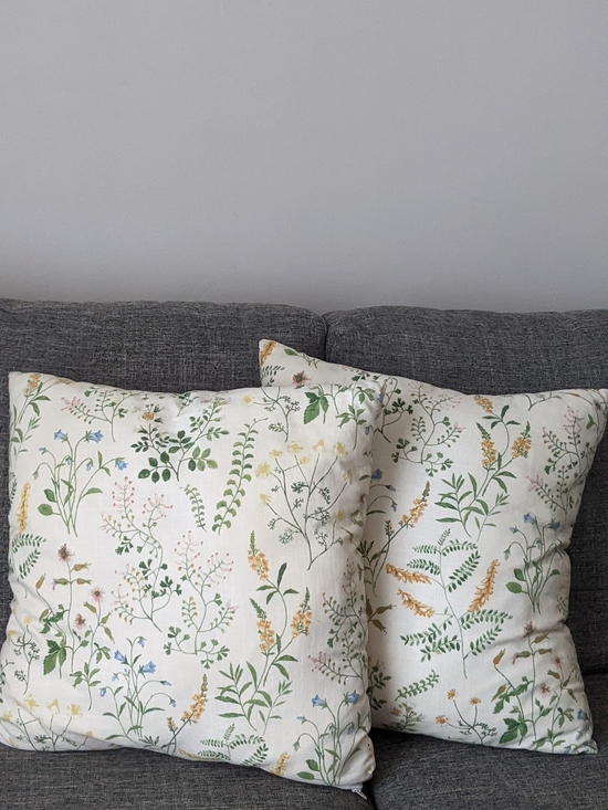 Other - Botanical Floral Throw Pillow Pair - Cream Green Yellow